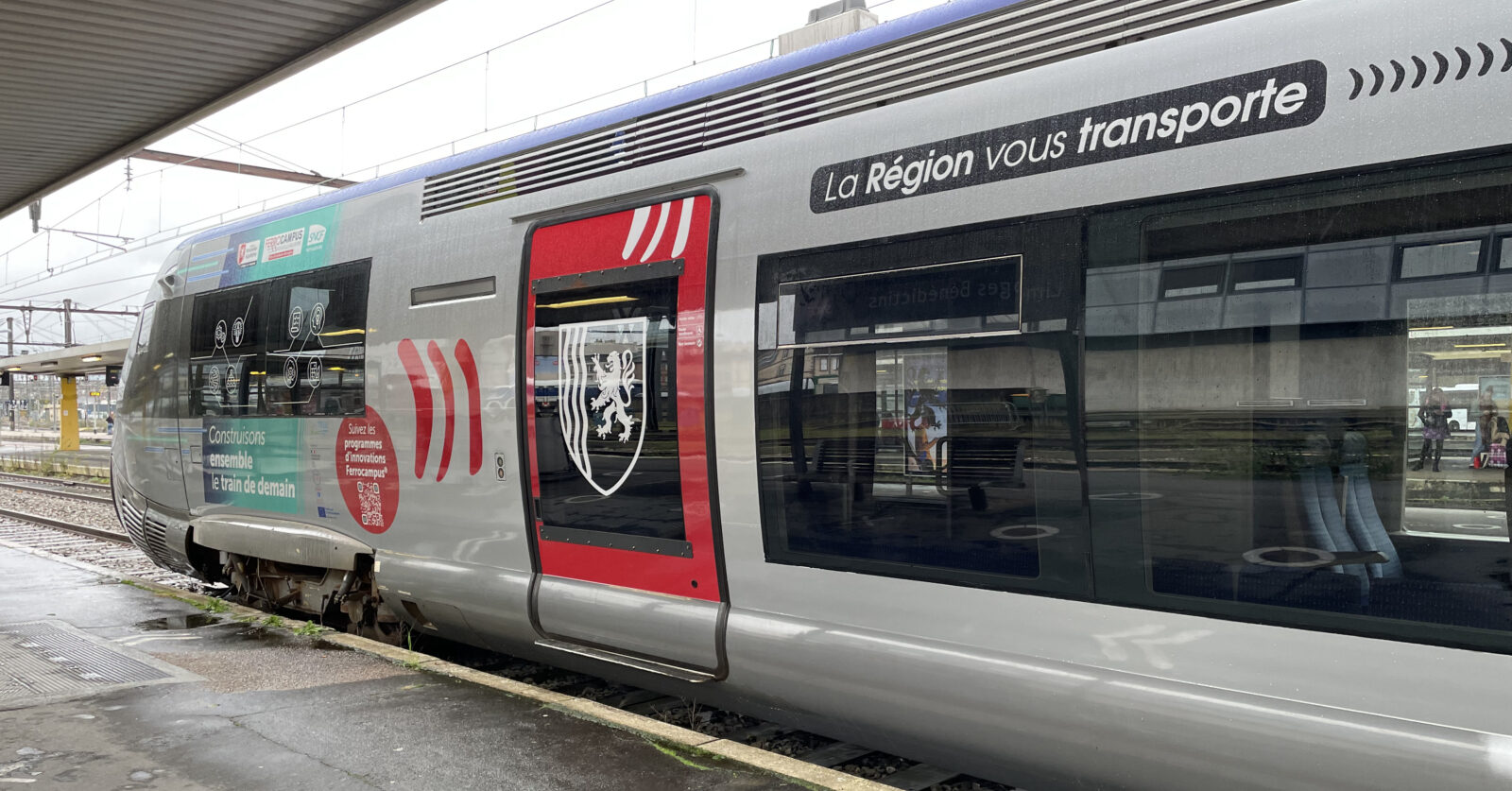 Train laboratoire en gare de Limoges